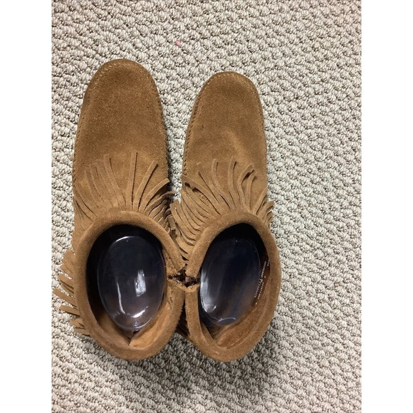 Minnetonka Fringe Ankle Boots - Picture 5 of 8